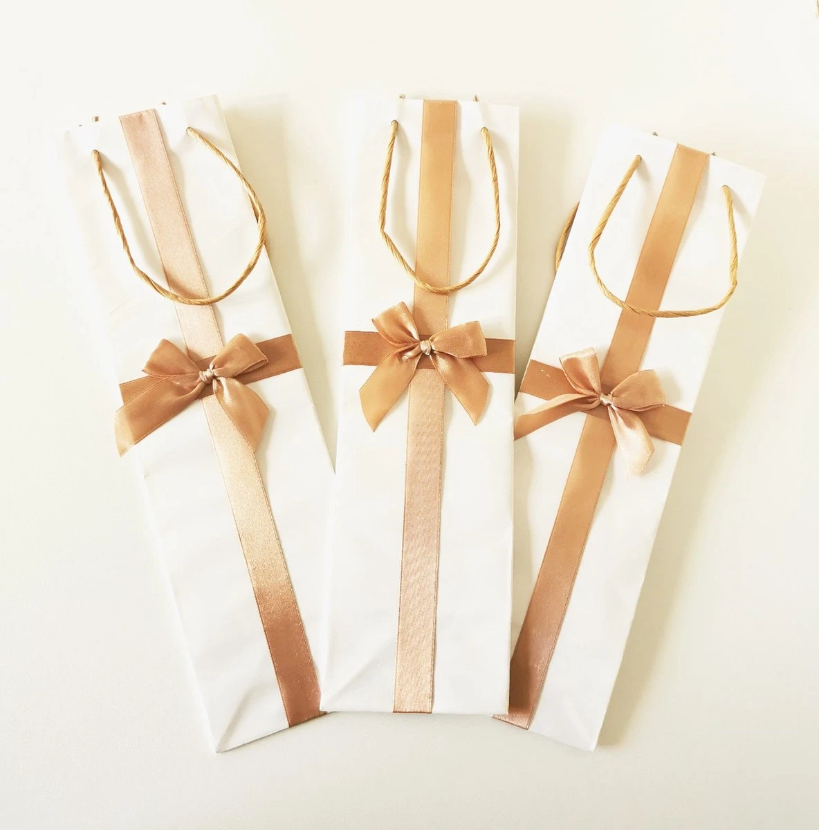 50 X Sac à Vin De Noël 10x35x10cm Pour 1 Bouteille "Joyeux Noël" / Coffret Cadeau 4 50 X Sac à Vin De Noël 10x35x10cm Pour 1 Bouteille "Joyeux Noël" / Coffret Cadeau – Image 2