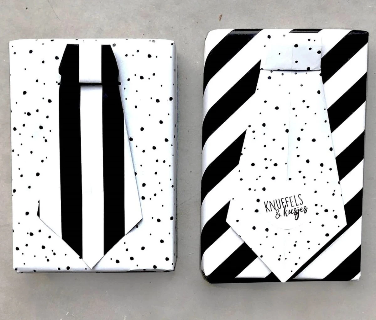 2 X Papier D'Emballage Papier Cadeau De Noël Papier D'Emballage - Luxe Robuste Double Face - 300 X 30 Cm - Zwart - Or - Papier De Noël - 2 Rouleaux 7 2 X Papier D'Emballage Papier Cadeau De Noël Papier D'Emballage - Luxe Robuste Double Face - 300 X 30 Cm - Zwart - Or - Papier De Noël - 2 Rouleaux – Image 5