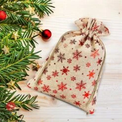 Sacs De Noël Jute - 30 X 40 Cm - 1 Pièce - Flocons De Neige Rouges - 100% Naturel - Emballage De Noël Décoration De Décorations De Noël Décorations De Noël -Decoris Boutique 1200x1200 311