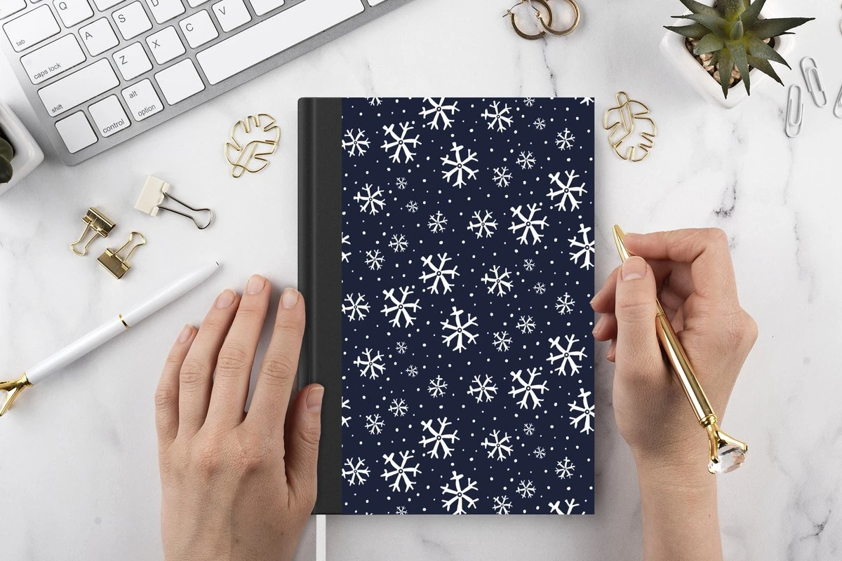 Carnet - Cahier - Hiver - Flocon De Neige - Motifs - Carnet - Taille A5 - Bloc-notes - Noël - Cadeau - Cadeau De Noël Pour Hommes, Femmes Et Enfants 5 Carnet - Cahier - Hiver - Flocon De Neige - Motifs - Carnet - Taille A5 - Bloc-notes - Noël - Cadeau - Cadeau De Noël Pour Hommes, Femmes Et Enfants – Image 3