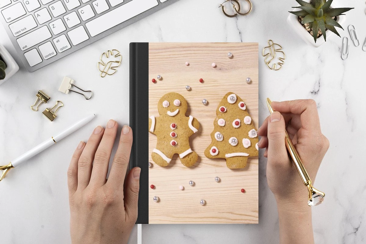Cahier - Cahier D'écriture - Biscuits De Noël Sur Bois - Cahier - Format A5 - Bloc-notes - Cadeaux Sinterklaas - Cadeaux Pour Enfants - Cadeaux Chaussures - Petits Cadeaux 5 Cahier - Cahier D'écriture - Biscuits De Noël Sur Bois - Cahier - Format A5 - Bloc-notes - Cadeaux Sinterklaas - Cadeaux Pour Enfants - Cadeaux Chaussures - Petits Cadeaux – Image 3