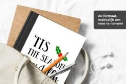 Carnet - Carnet D'écriture - Citation De Noël C'est La Saison Pour être Joyeux - Carnet - Format A5 - Bloc-notes - Noël - Cadeau - Cadeau De Noël Pour Hommes, Femmes Et Enfants 11 Carnet - Carnet D'écriture - Citation De Noël C'est La Saison Pour être Joyeux - Carnet - Format A5 - Bloc-notes - Noël - Cadeau - Cadeau De Noël Pour Hommes, Femmes Et Enfants -Decoris Boutique 1200x800 373