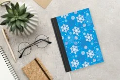 Carnet - Cahier - Flocon De Neige - Hiver - Noël - Motifs - Carnet - Format A5 - Bloc-notes - Noël - Cadeau - Cadeau De Noël Pour Hommes, Femmes Et Enfants 10 Carnet - Cahier - Flocon De Neige - Hiver - Noël - Motifs - Carnet - Format A5 - Bloc-notes - Noël - Cadeau - Cadeau De Noël Pour Hommes, Femmes Et Enfants -Decoris Boutique 1200x800 533