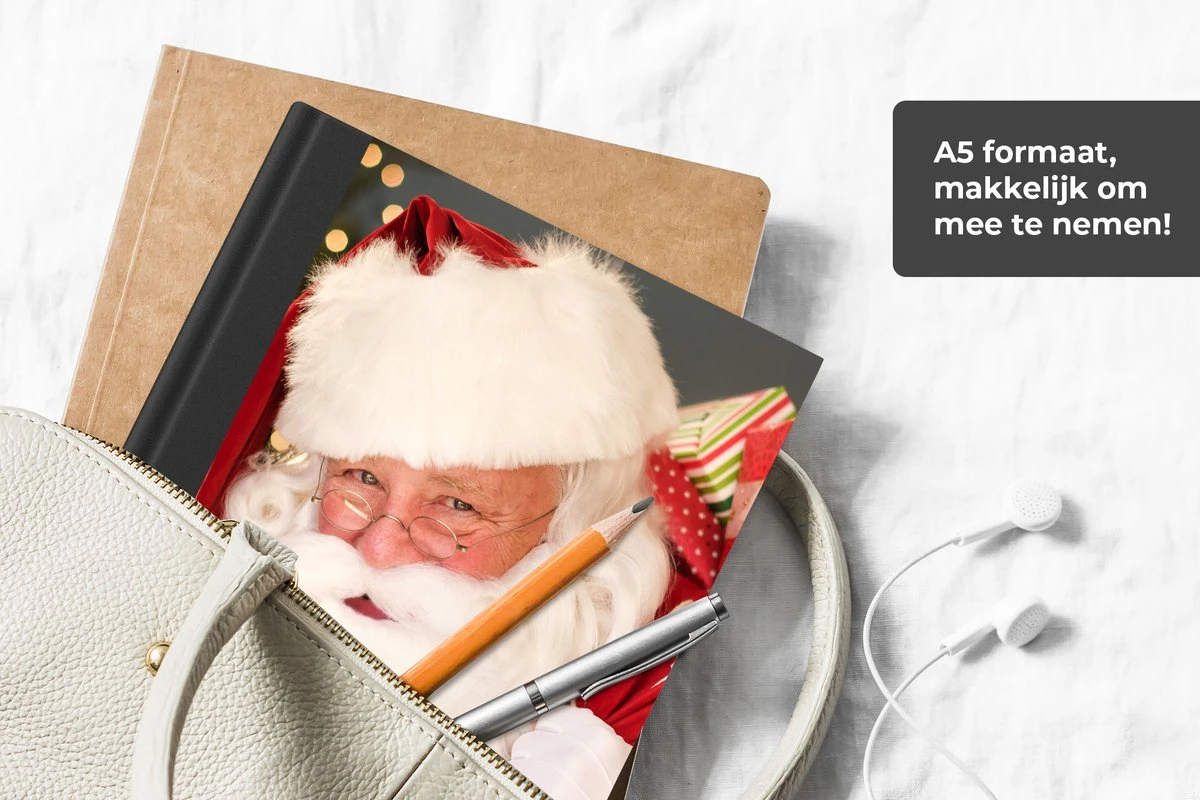 Carnet - Carnet D'écriture - Un Père Noël Portant Un Sac Rouge Sur Son épaule - Carnet - Format A5 - Bloc-notes 4 Carnet - Carnet D'écriture - Un Père Noël Portant Un Sac Rouge Sur Son épaule - Carnet - Format A5 - Bloc-notes – Image 2