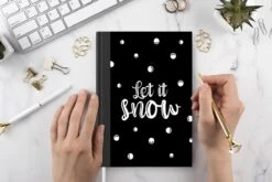 Carnet - Cahier D'écriture - Let It Snow - Noël - Neige - Citations - Proverbes - Carnet - Format A5 - Bloc-notes - Noël - Cadeau - Cadeau De Noël Pour Hommes, Femmes Et Enfants -Decoris Boutique 1200x800 721