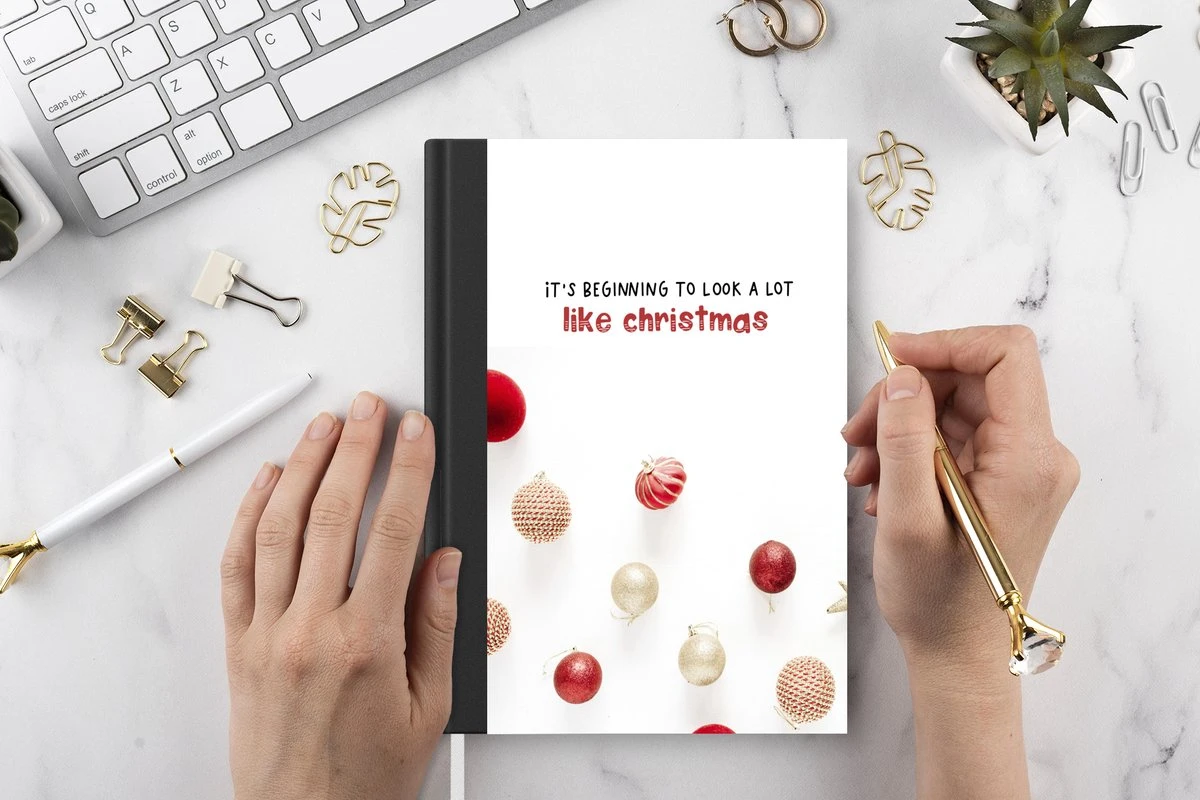 Cahier - Carnet D'écriture - Hiver - Citation - Boules De Noël - Carnet - Format A5 - Bloc-notes - Noël - Cadeau - Cadeau De Noël Homme, Femme Et Enfant 4 Cahier - Carnet D'écriture - Hiver - Citation - Boules De Noël - Carnet - Format A5 - Bloc-notes - Noël - Cadeau - Cadeau De Noël Homme, Femme Et Enfant – Image 2