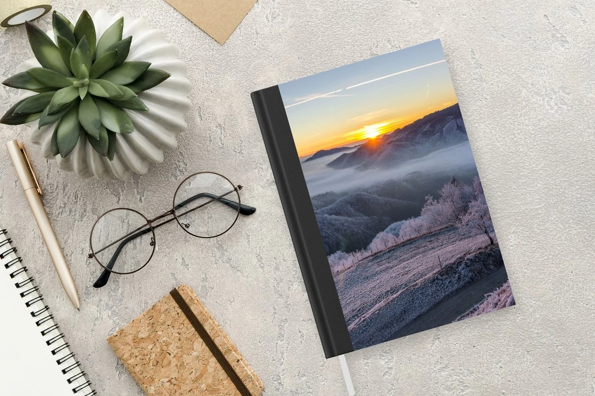 Carnet - Cahier - Hiver - Montagnes - Soleil - Soir - Carnet - Format A5 - Bloc-notes - Noël - Cadeau - Cadeau De Noël Pour Hommes, Femmes Et Enfants 6 Carnet - Cahier - Hiver - Montagnes - Soleil - Soir - Carnet - Format A5 - Bloc-notes - Noël - Cadeau - Cadeau De Noël Pour Hommes, Femmes Et Enfants – Image 4