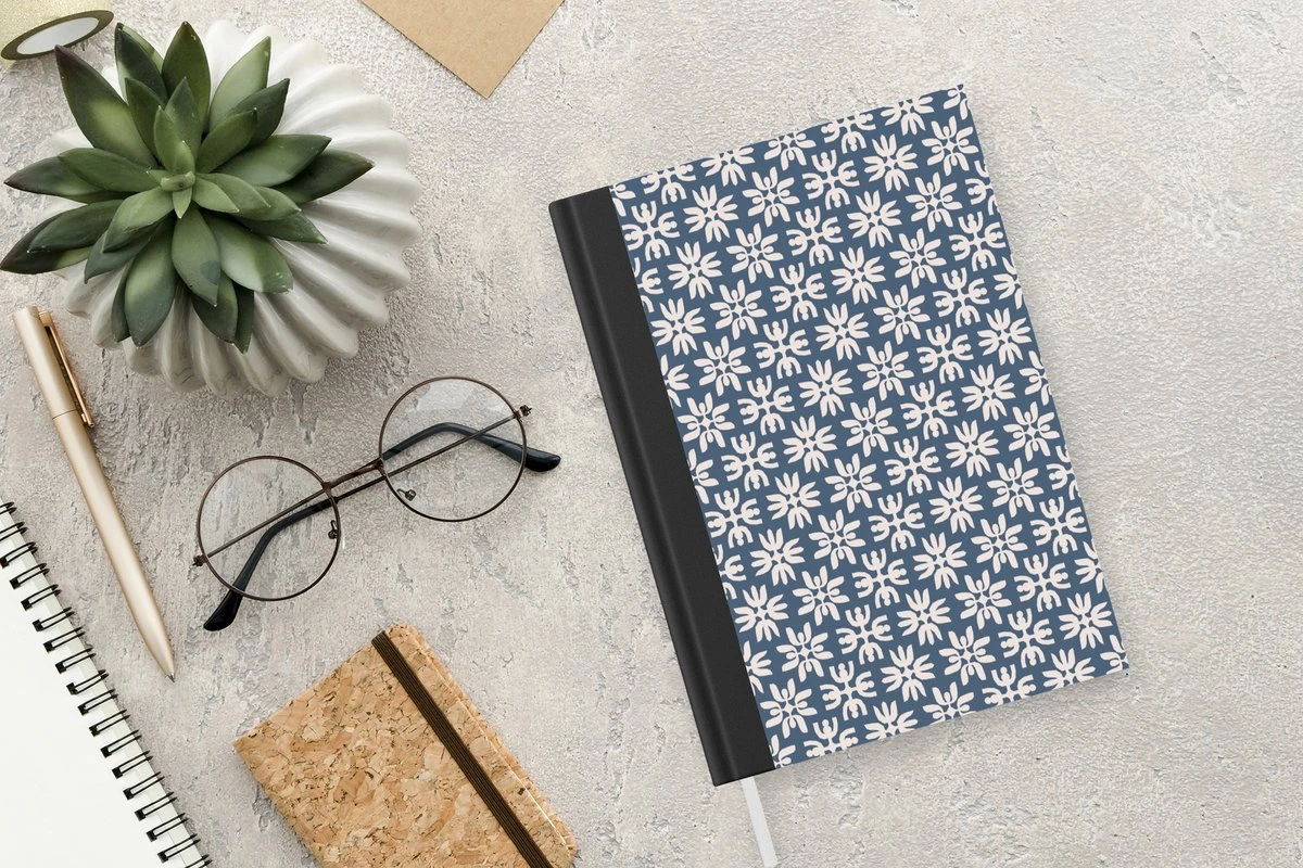 Carnet - Carnet D'écriture - Fleurs - Neige - Hiver - Design - Carnet - Format A5 - Bloc-notes - Noël - Cadeau - Cadeau De Noël Homme, Femme Et Enfant 8 Carnet - Carnet D'écriture - Fleurs - Neige - Hiver - Design - Carnet - Format A5 - Bloc-notes - Noël - Cadeau - Cadeau De Noël Homme, Femme Et Enfant – Image 6