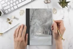 Carnet - Cahier - Arbres - Neige - Hiver - Carnet - Format A5 - Bloc-notes - Noël - Cadeau - Cadeau De Noël Pour Hommes, Femmes Et Enfants -Decoris Boutique 1200x800 902