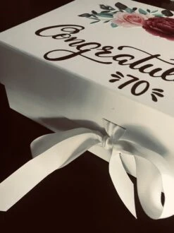 Boîte De Noël Boîte à Biscuits Boîte En Papier Assortiment 8 Pièces Noël Nouvel An Emballage Boîte Cadeau Décoration Taille 14*14 Cm -Decoris Boutique 899x1200 3